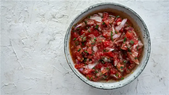 Pikantna salsa pomidorowa